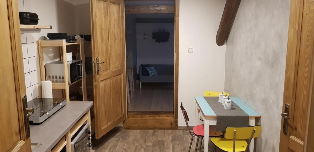 Stylove Podkrovni Apartmany Ostrava Kültér fotó